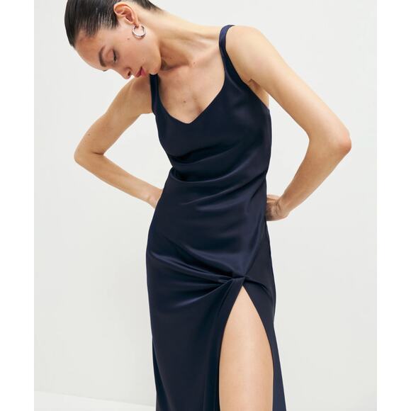 NWT Reformation Bevini High Slit Midi Dress Sleeveless V-Neck Danube sz M - Picture 4 of 9